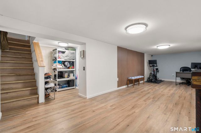 40 Iannotti Lane, Derby, CT 06418