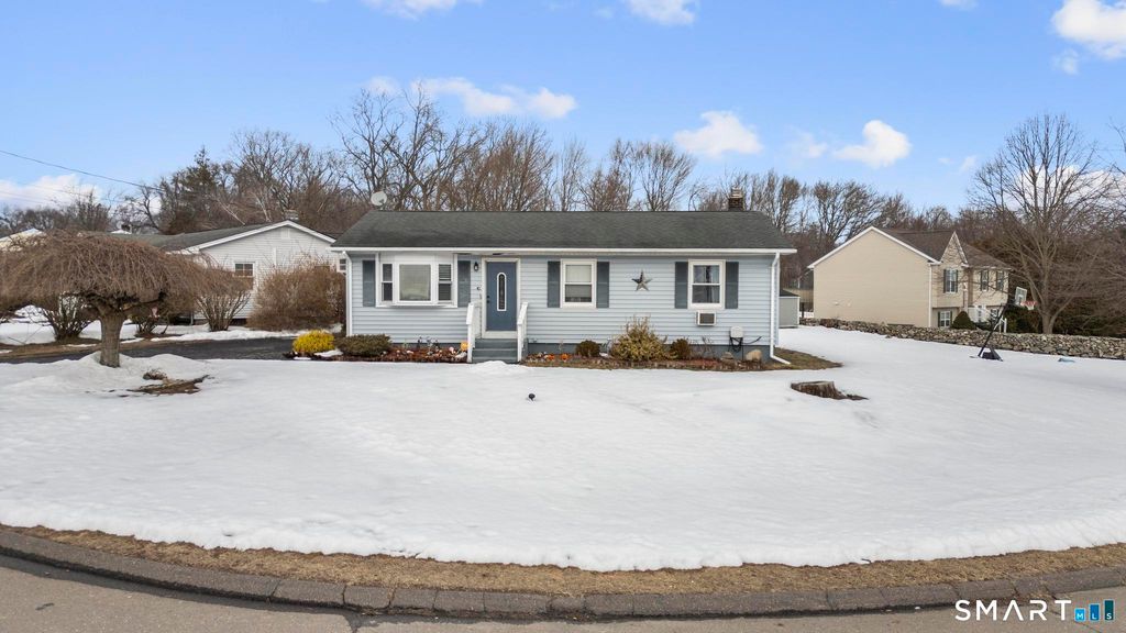 40 Iannotti Lane, Derby, CT 06418