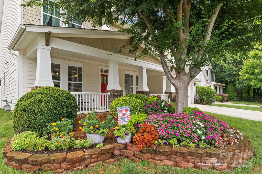17311 Lake Path Drive, Cornelius, NC 28031