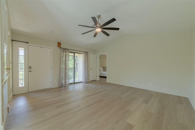 2500 Quarry RD 5, Austin, TX 78703