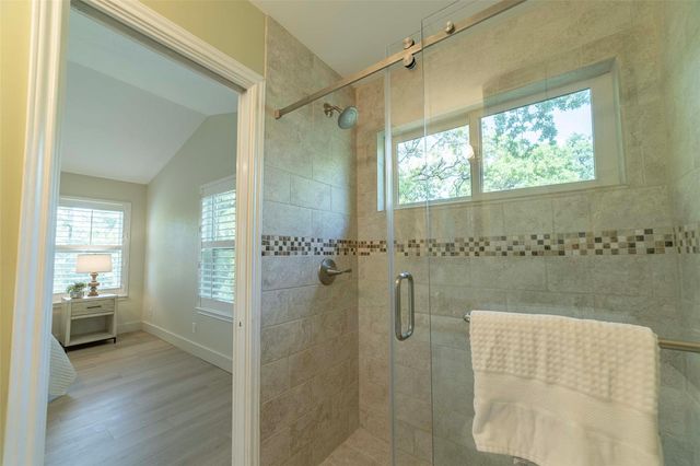 2500 Quarry RD 5, Austin, TX 78703