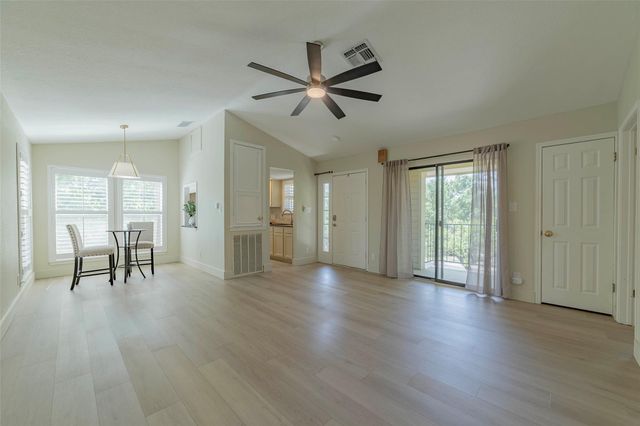 2500 Quarry RD 5, Austin, TX 78703