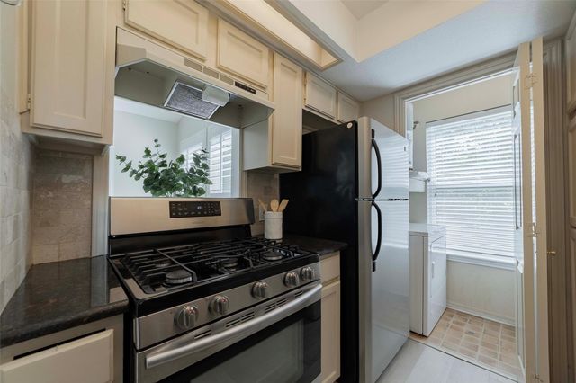 2500 Quarry RD 5, Austin, TX 78703