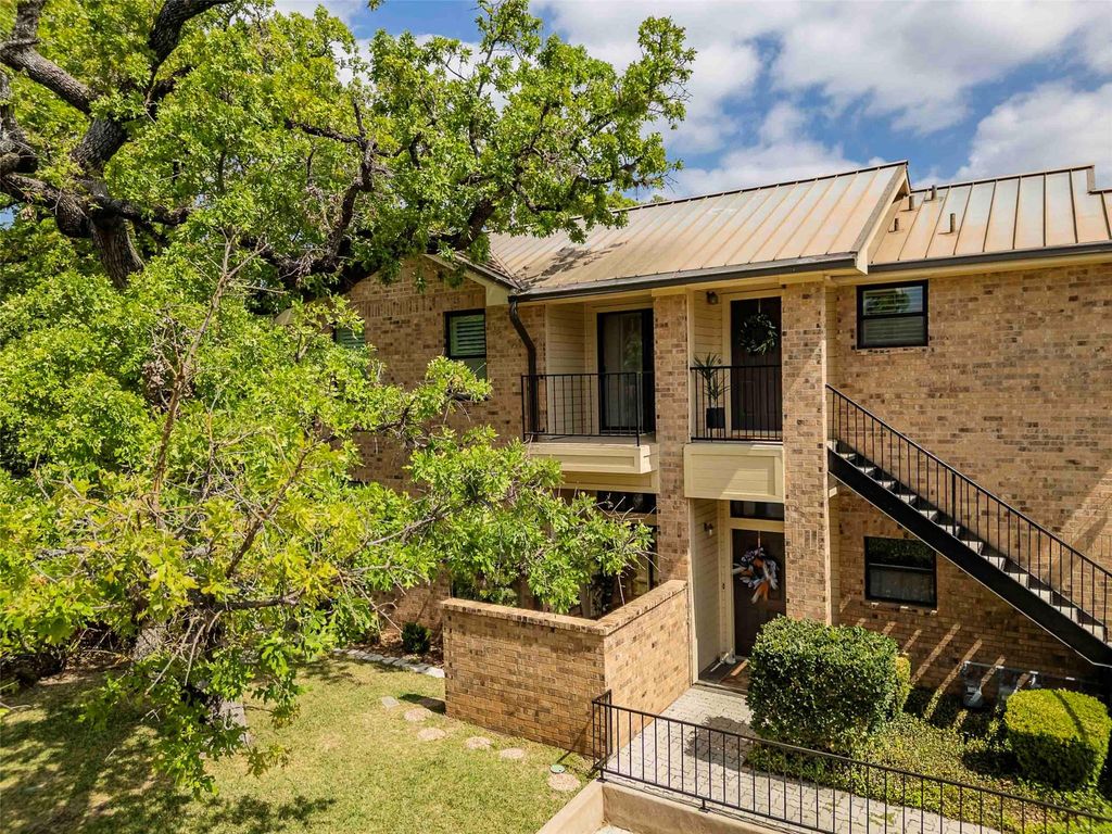 2500 Quarry RD 5, Austin, TX 78703