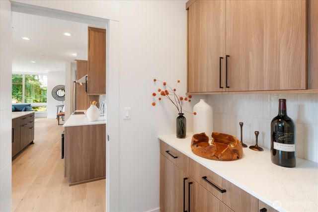 18032 - C Sunnyside Avenue N, Shoreline, WA 98133