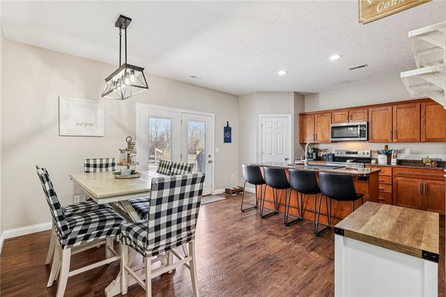 1694 McClellan Road, Spring Valley Twp, OH 45385