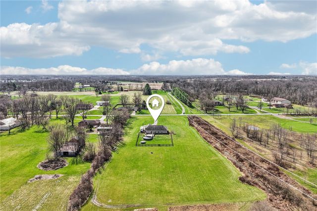 1694 McClellan Road, Spring Valley Twp, OH 45385