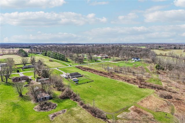 1694 McClellan Road, Spring Valley Twp, OH 45385