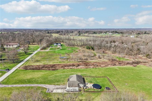 1694 McClellan Road, Spring Valley Twp, OH 45385