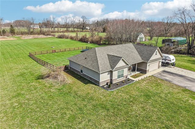 1694 McClellan Road, Spring Valley Twp, OH 45385