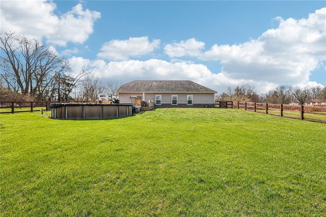 1694 McClellan Road, Spring Valley Twp, OH 45385