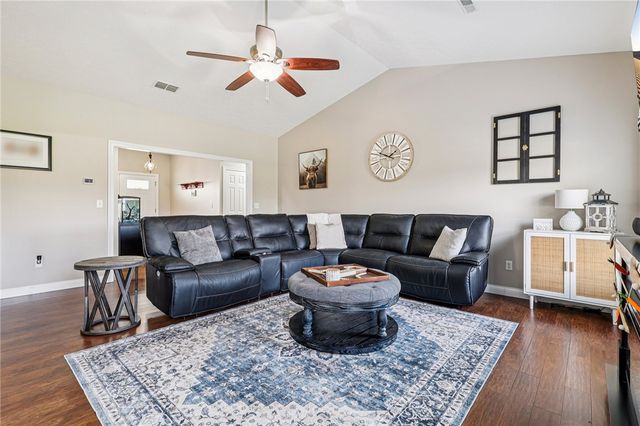 1694 McClellan Road, Spring Valley Twp, OH 45385