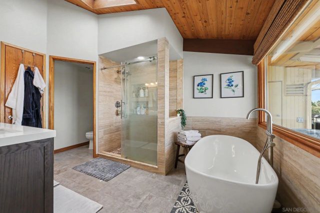 30218 Cool Valley Ln, Valley Center, CA 92082