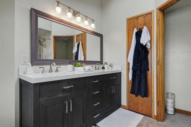30218 Cool Valley Ln, Valley Center, CA 92082
