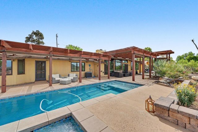 30218 Cool Valley Ln, Valley Center, CA 92082
