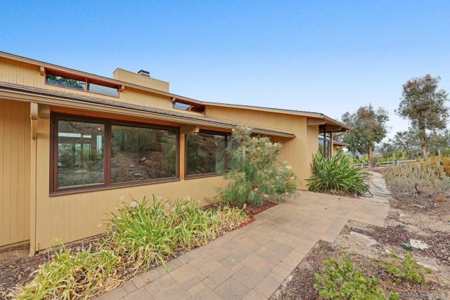 30218 Cool Valley Ln, Valley Center, CA 92082