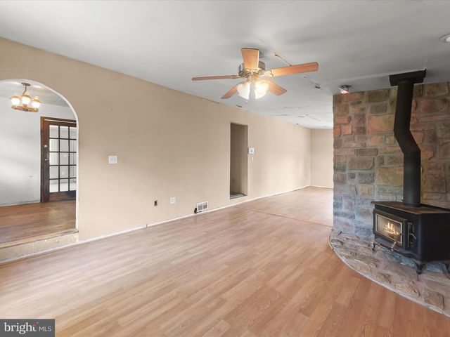 907 PRINCETON TER, Glen Burnie, MD 21060