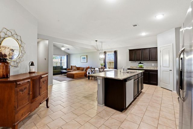 9630 Paloma Creek Drive, Tomball, TX 77375