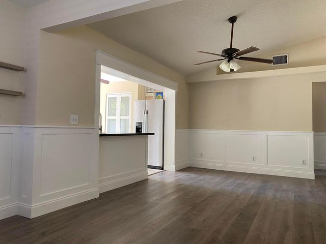 1057 SW Spruce Street, Palm City, FL 34990