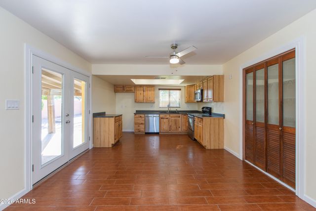 1813 E ELLIS Drive, Tempe, AZ 85282