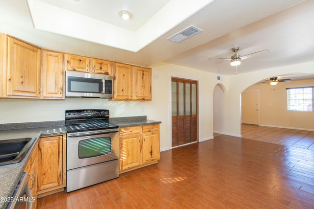 1813 E ELLIS Drive, Tempe, AZ 85282