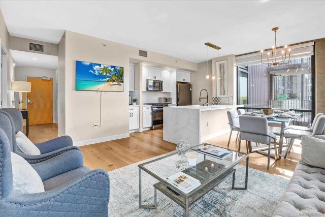 350 11th Ave 624, San Diego, CA 92101