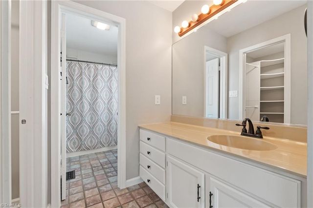 5428 & 5430 Davis Mill Road, Greensboro, NC 27406