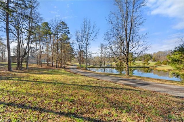 5428 & 5430 Davis Mill Road, Greensboro, NC 27406