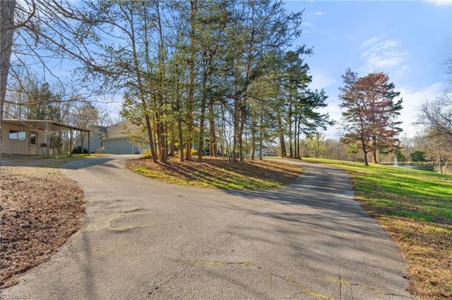 5428 & 5430 Davis Mill Road, Greensboro, NC 27406