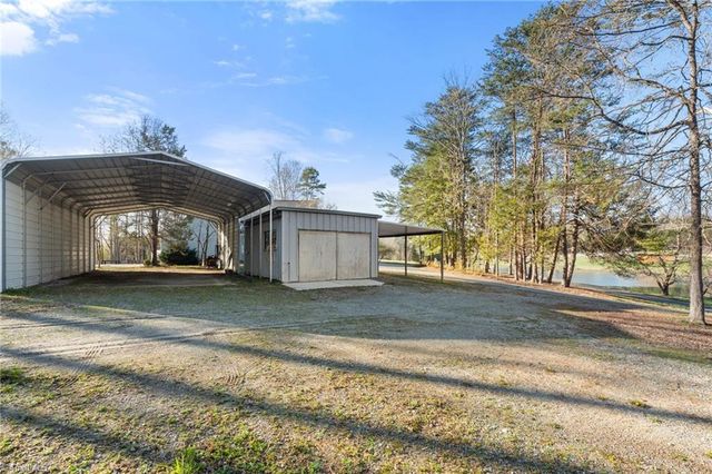 5428 & 5430 Davis Mill Road, Greensboro, NC 27406