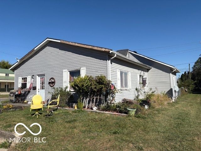 539 N Plum Street, Albany, IN 47320