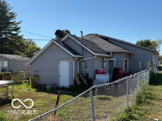 539 N Plum Street, Albany, IN 47320