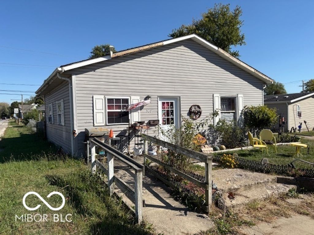 539 N Plum Street, Albany, IN 47320