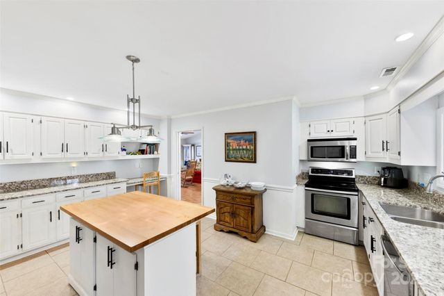 3623 E Club Colony Drive, Gastonia, NC 28056