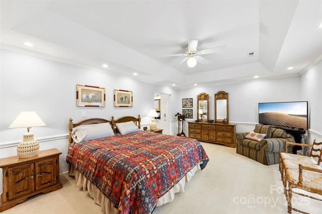 3623 E Club Colony Drive, Gastonia, NC 28056