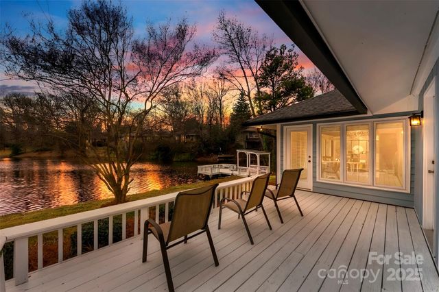 3623 E Club Colony Drive, Gastonia, NC 28056