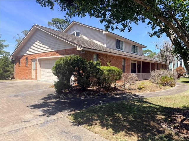 576 PELICAN BAY DRIVE, Daytona Beach, FL 32119