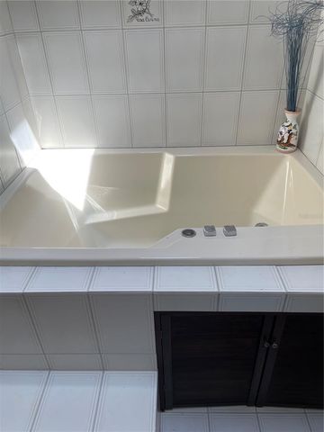 576 PELICAN BAY DRIVE, Daytona Beach, FL 32119