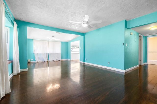 4732 W WYOMING AVENUE, Tampa, FL 33616