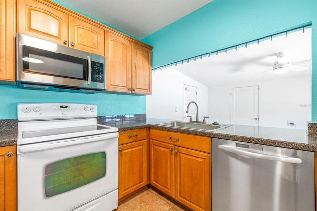 4732 W WYOMING AVENUE, Tampa, FL 33616