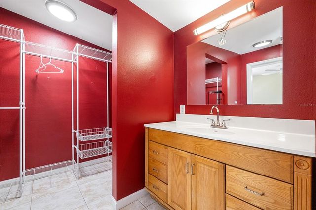4732 W WYOMING AVENUE, Tampa, FL 33616