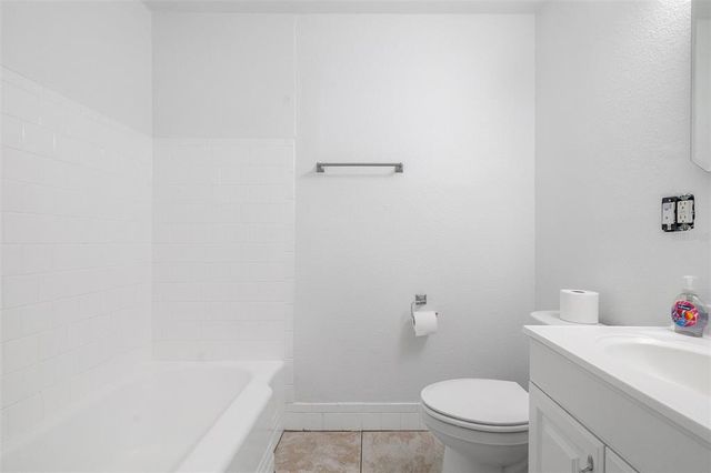 4732 W WYOMING AVENUE, Tampa, FL 33616