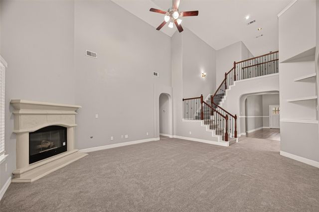 6638 Miller Shadow Lane, Sugar Land, TX 77479