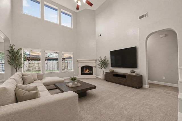 6638 Miller Shadow Lane, Sugar Land, TX 77479