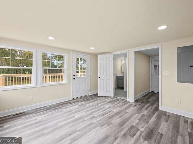 239 Brown Drive, Clermont, GA 30527