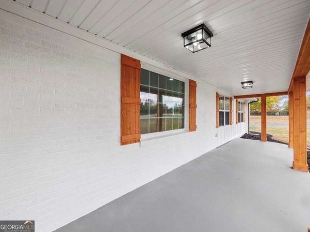 239 Brown Drive, Clermont, GA 30527