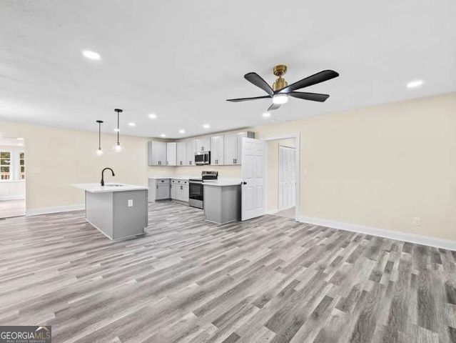 239 Brown Drive, Clermont, GA 30527
