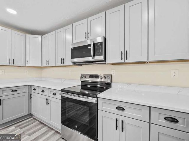 239 Brown Drive, Clermont, GA 30527