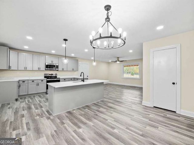 239 Brown Drive, Clermont, GA 30527