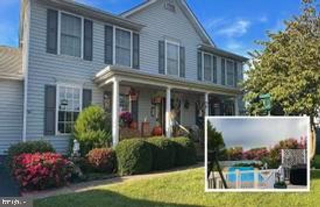 64 WALNUT FARMS PKWY, Fredericksburg, VA 22405